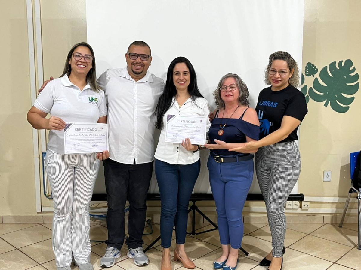 CAPACITAÇÃO: - SEMAD promove curso de Libras para servidores da SEMUSA