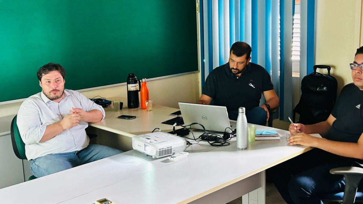 SAÚDE OCUPACIONAL: SEMAD promove manhã de capacitações com servidores em ferramentas para gestão da saúde ocupacional municipal